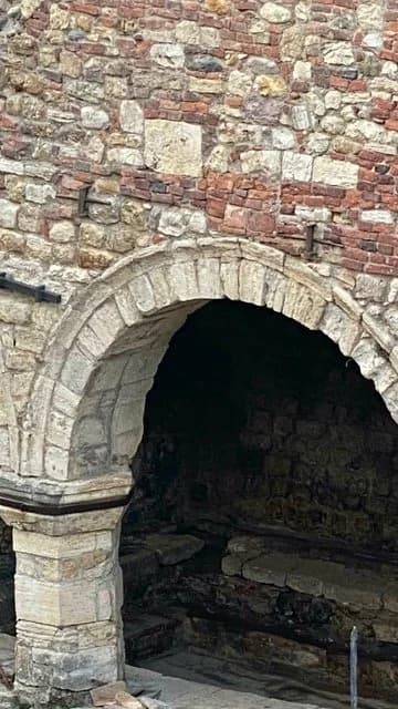 Petriolo Roman bath